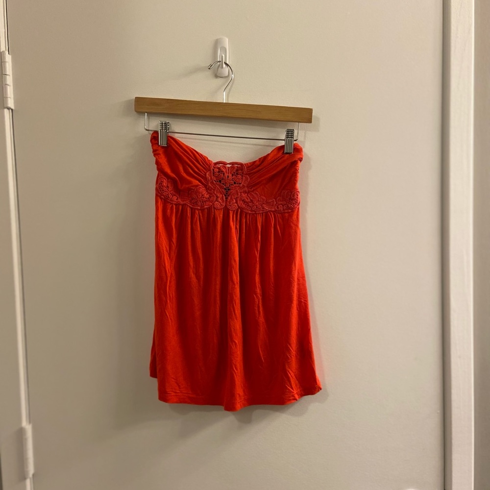 Coral tube top